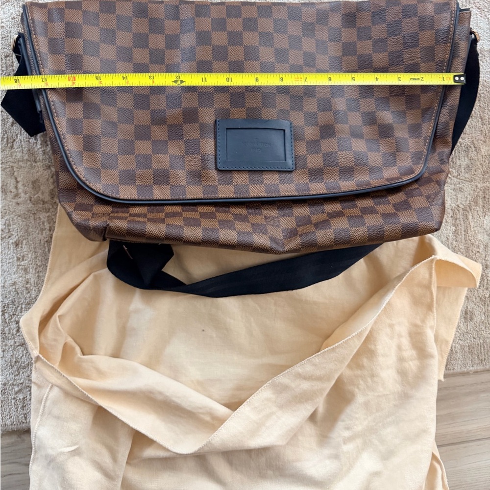 Louis Vuitton messenger bag - Picture 2 of 10